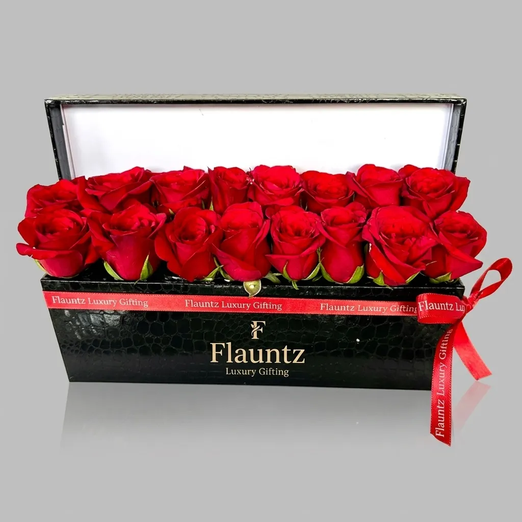 FLG127 Red Rose's in Box - Image 1