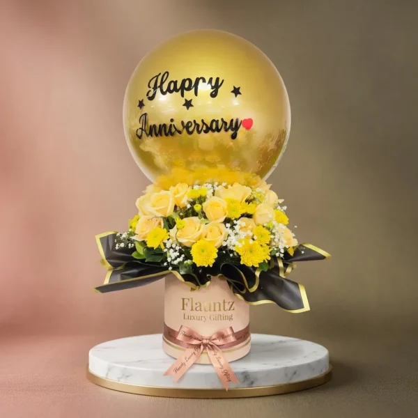 Air Balloon with Roses in Box